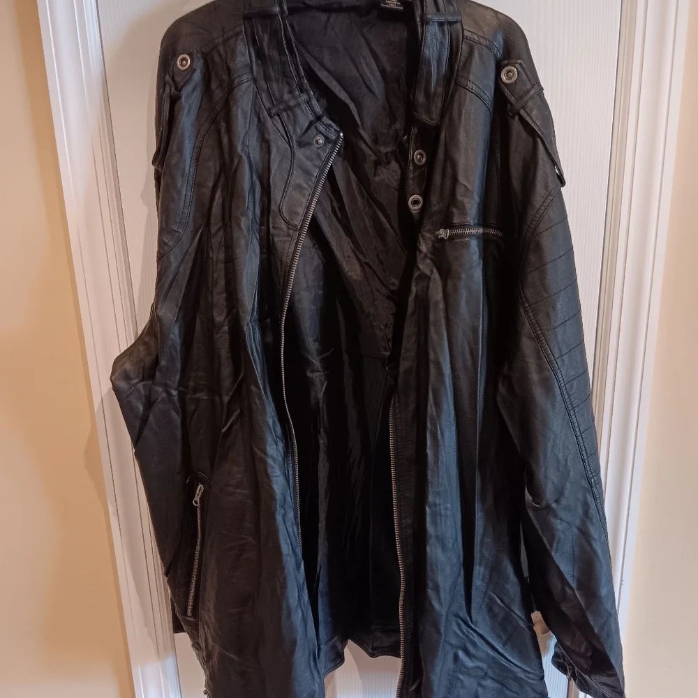Jacket - Picture 4 of 10
